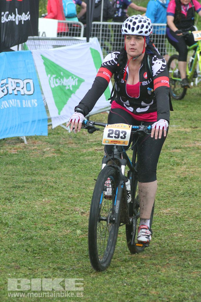 B-Pro MTB de la Mujer 2016, llegada