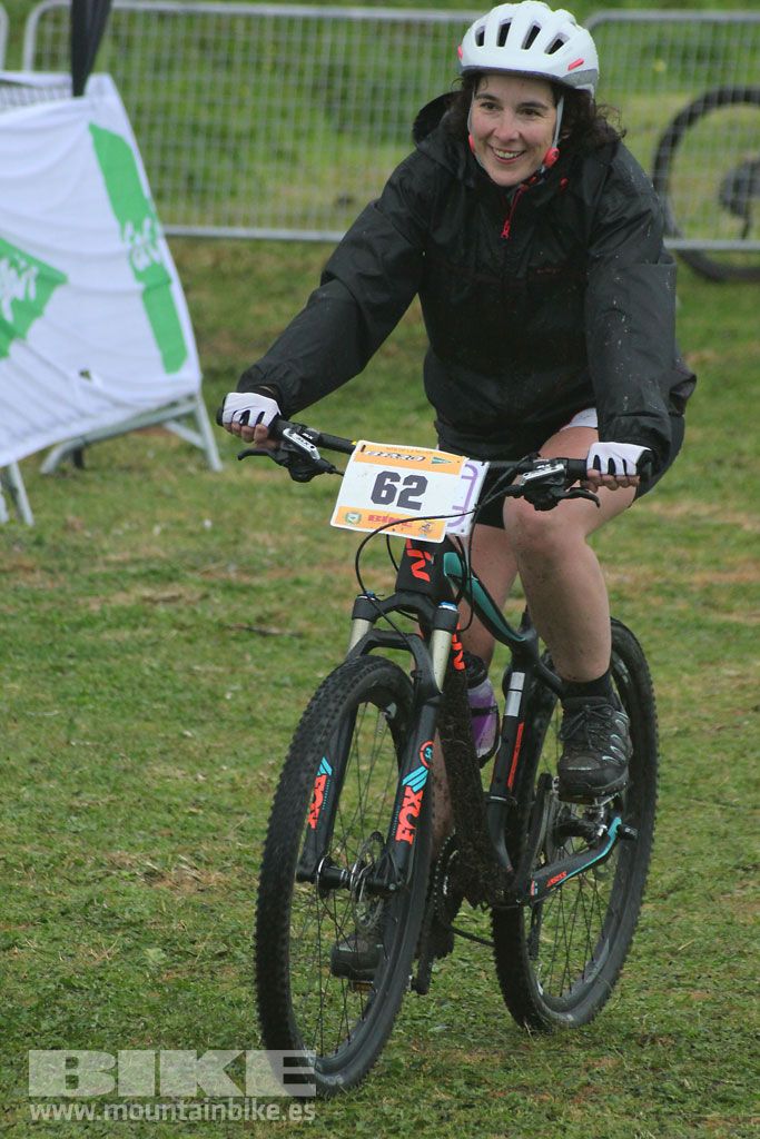 B-Pro MTB de la Mujer 2016, llegada