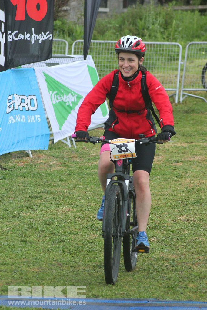 B-Pro MTB de la Mujer 2016, llegada