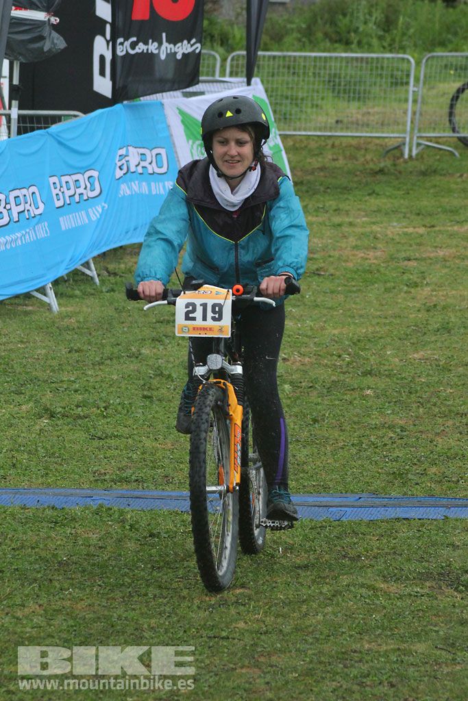 B-Pro MTB de la Mujer 2016, llegada