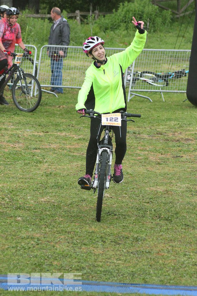 B-Pro MTB de la Mujer 2016, llegada