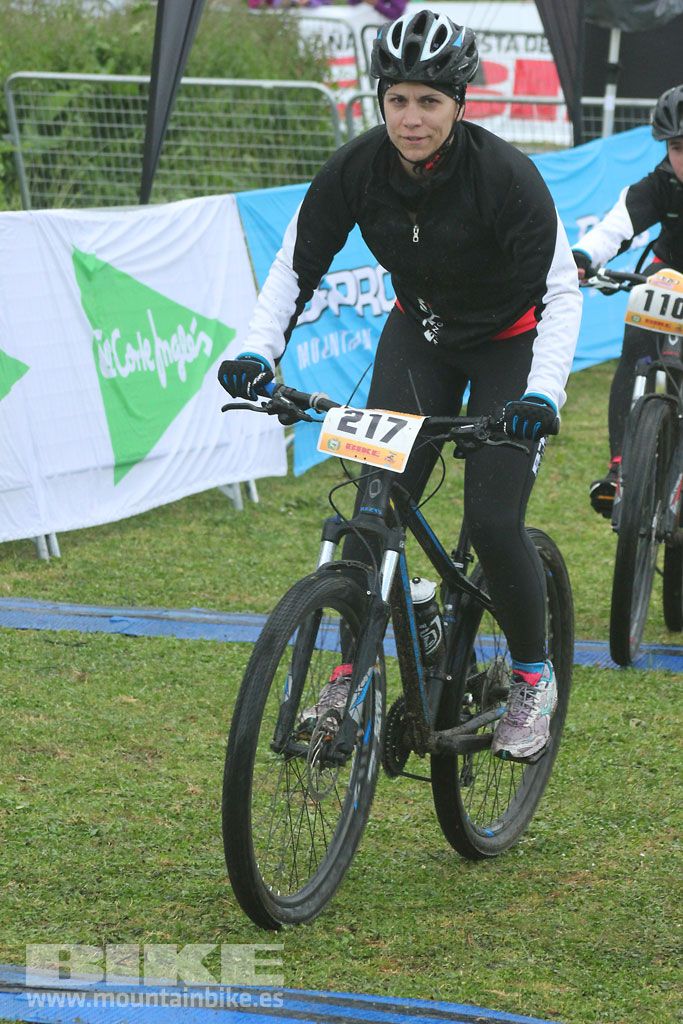 B-Pro MTB de la Mujer 2016, llegada