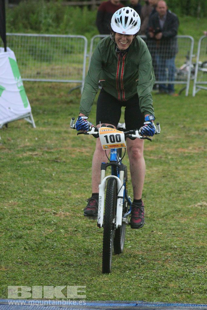 B-Pro MTB de la Mujer 2016, llegada