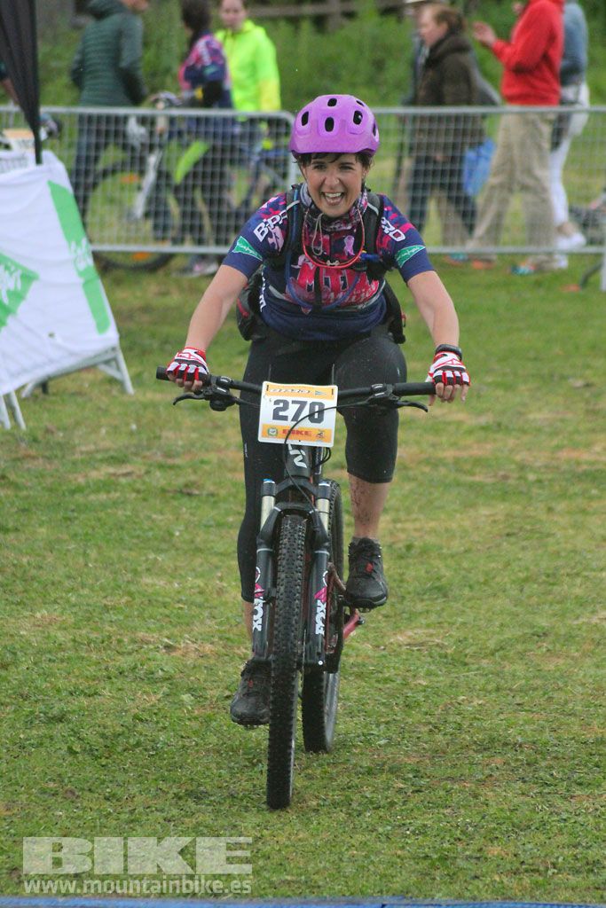 B-Pro MTB de la Mujer 2016, llegada