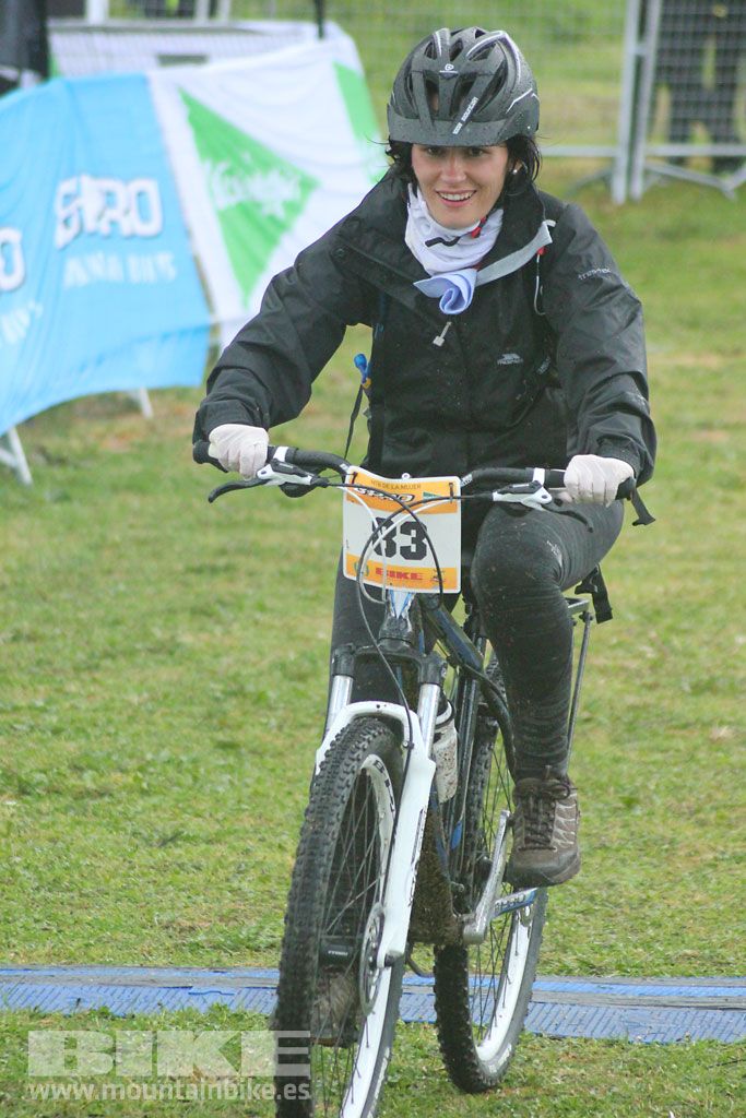 B-Pro MTB de la Mujer 2016, llegada