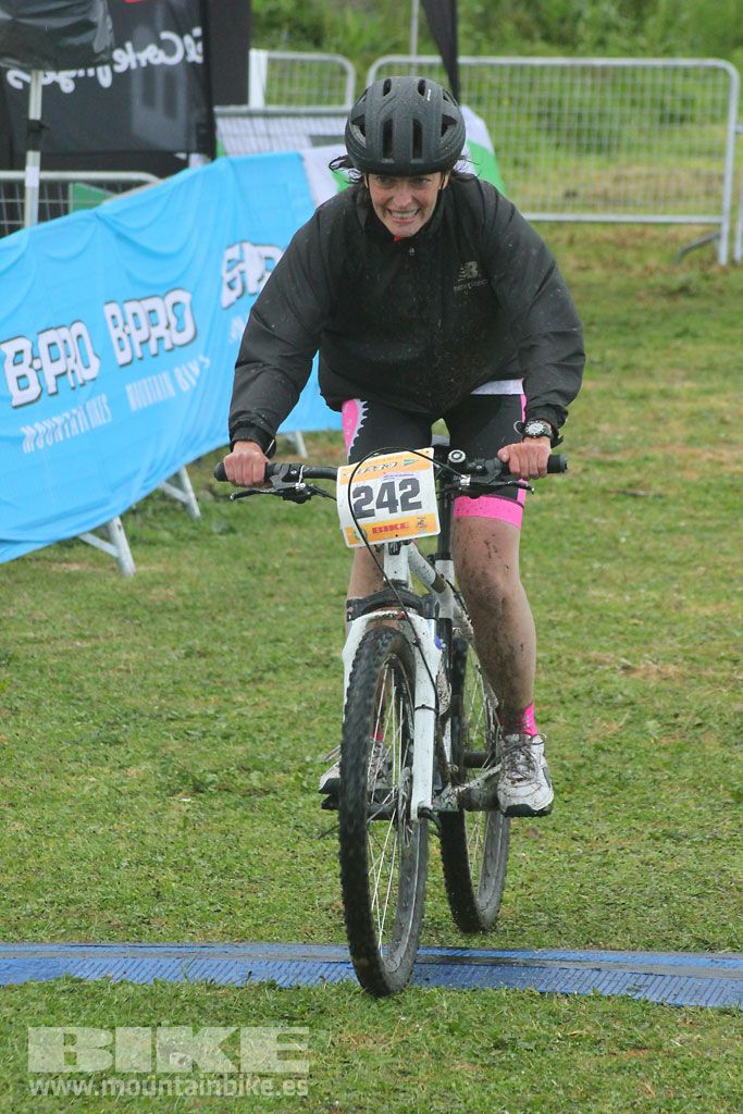 B-Pro MTB de la Mujer 2016, llegada