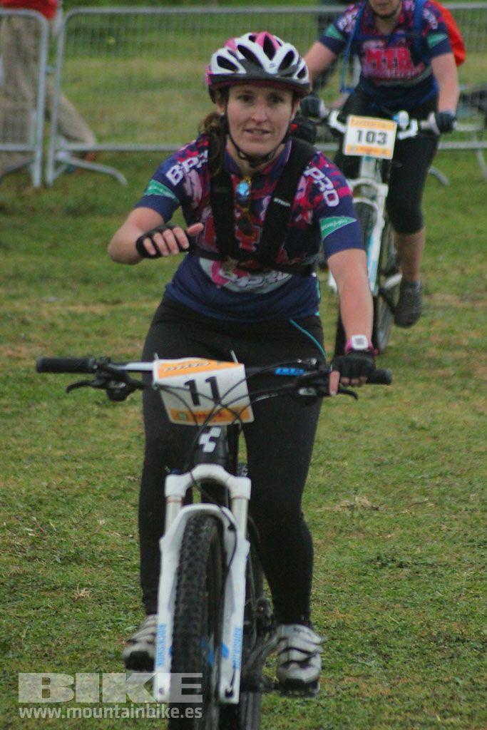 B-Pro MTB de la Mujer 2016, llegada