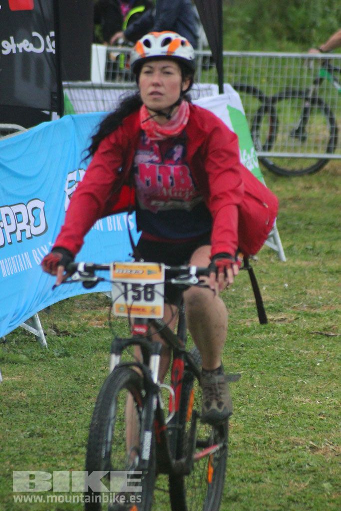 B-Pro MTB de la Mujer 2016, llegada