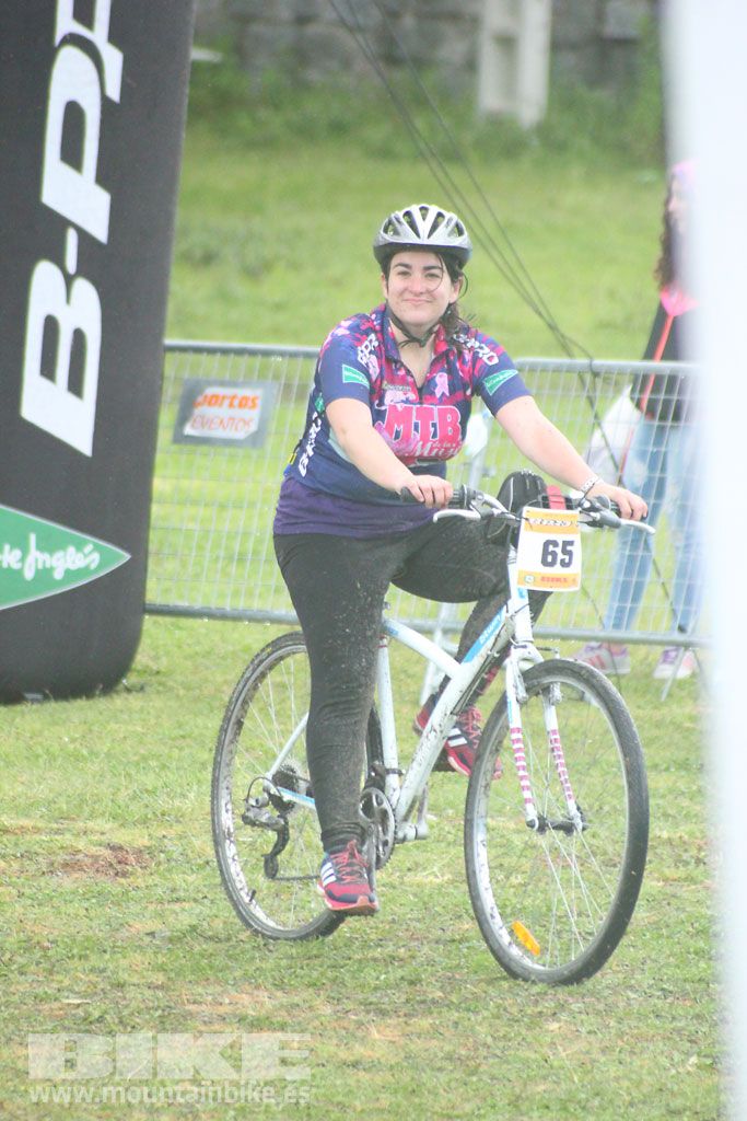 B-Pro MTB de la Mujer 2016, llegada
