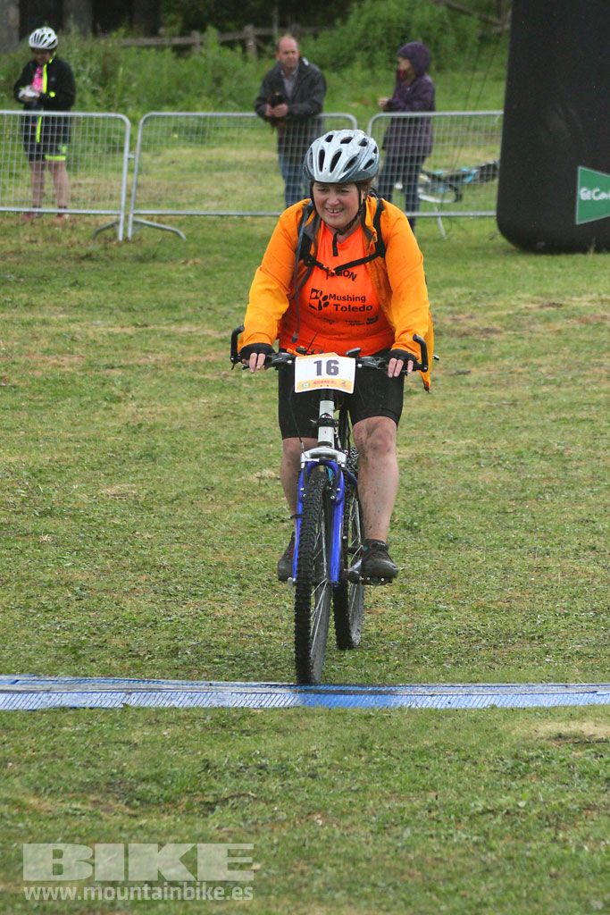B-Pro MTB de la Mujer 2016, llegada