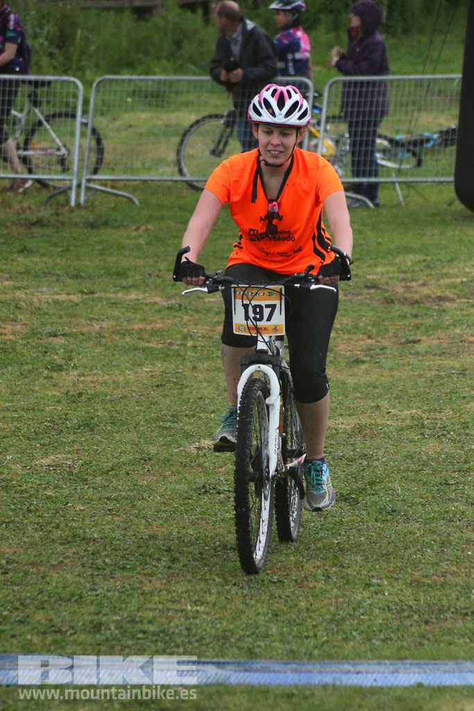 B-Pro MTB de la Mujer 2016, llegada