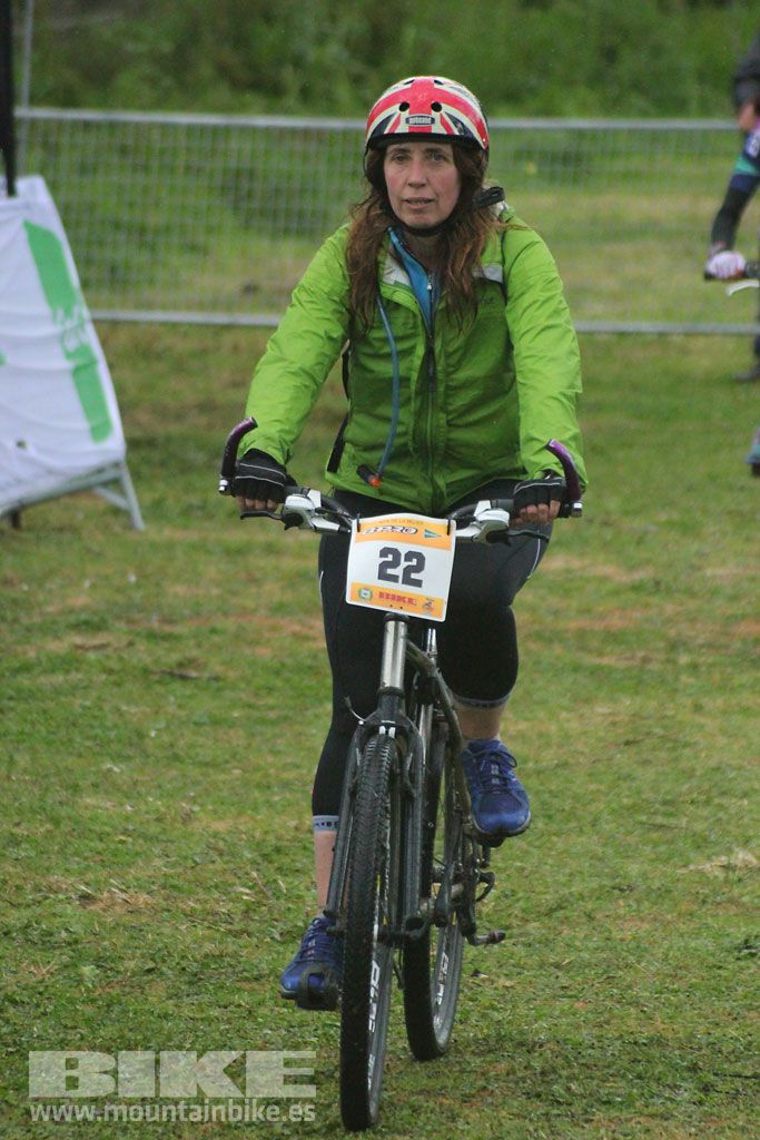 B-Pro MTB de la Mujer 2016, llegada