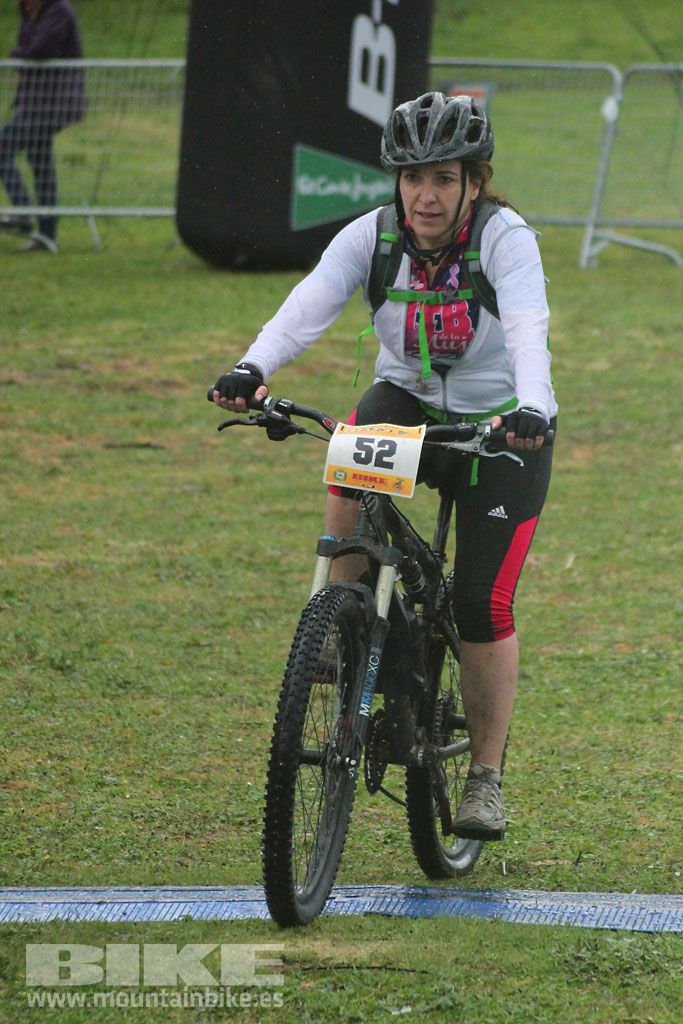 B-Pro MTB de la Mujer 2016, llegada