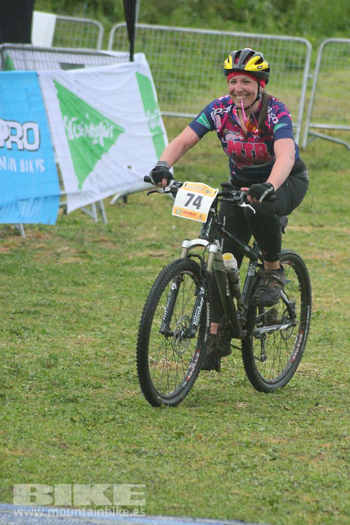 B-Pro MTB de la Mujer 2016, llegada