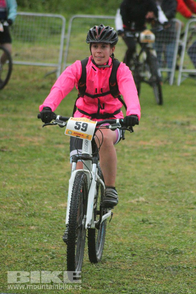 B-Pro MTB de la Mujer 2016, llegada
