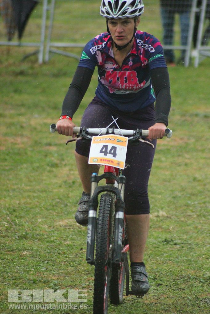 B-Pro MTB de la Mujer 2016, llegada