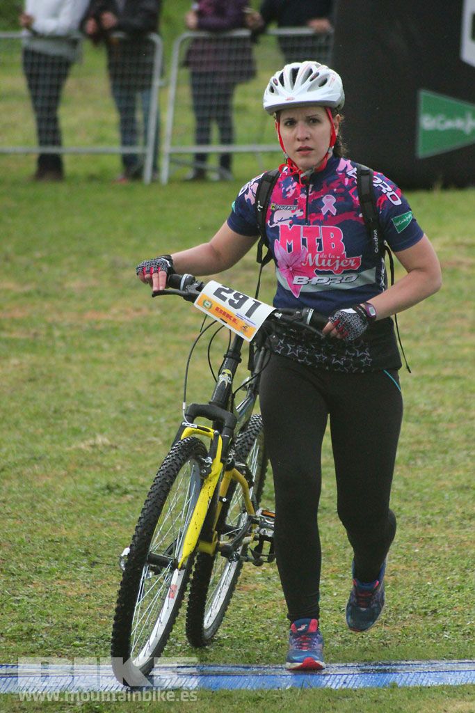 B-Pro MTB de la Mujer 2016, llegada