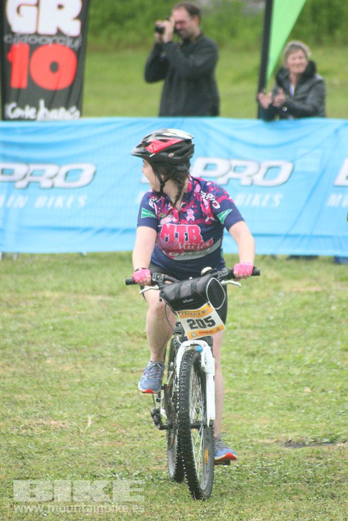 B-Pro MTB de la Mujer 2016, llegada
