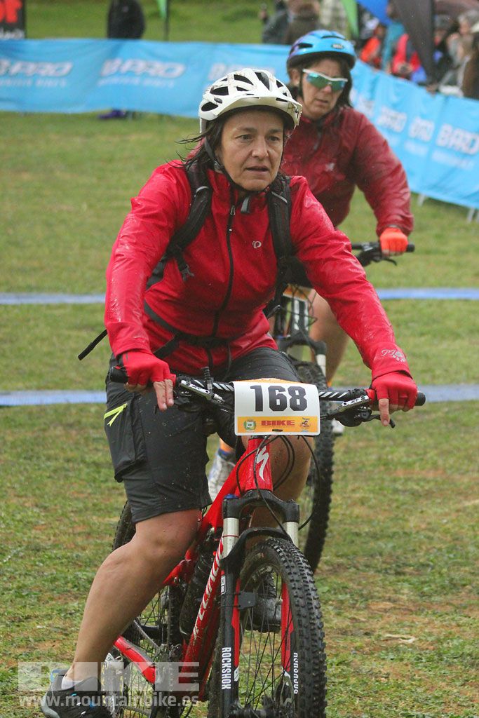 B-Pro MTB de la Mujer 2016, llegada
