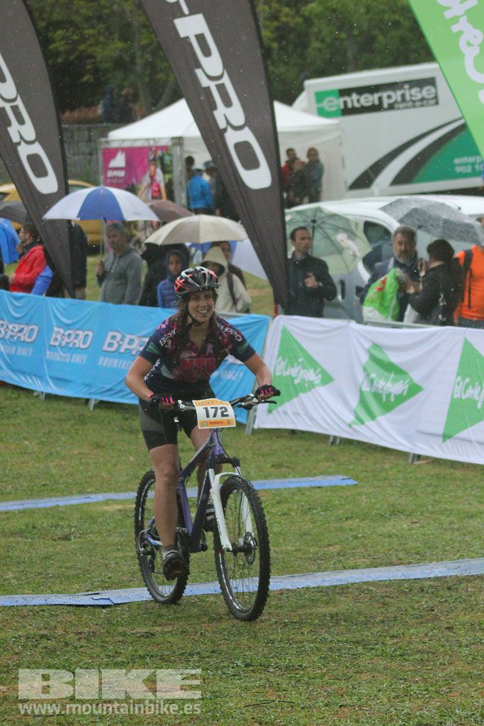 B-Pro MTB de la Mujer 2016, llegada