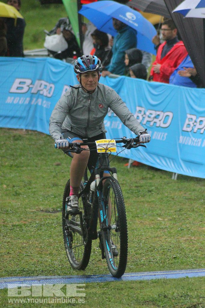 B-Pro MTB de la Mujer 2016, llegada