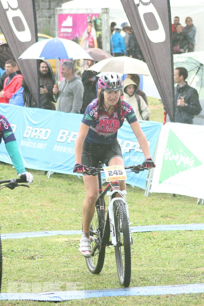 B-Pro MTB de la Mujer 2016, llegada