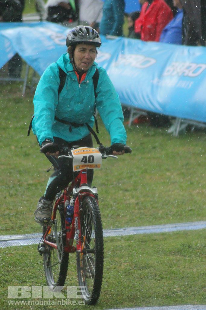B-Pro MTB de la Mujer 2016, llegada