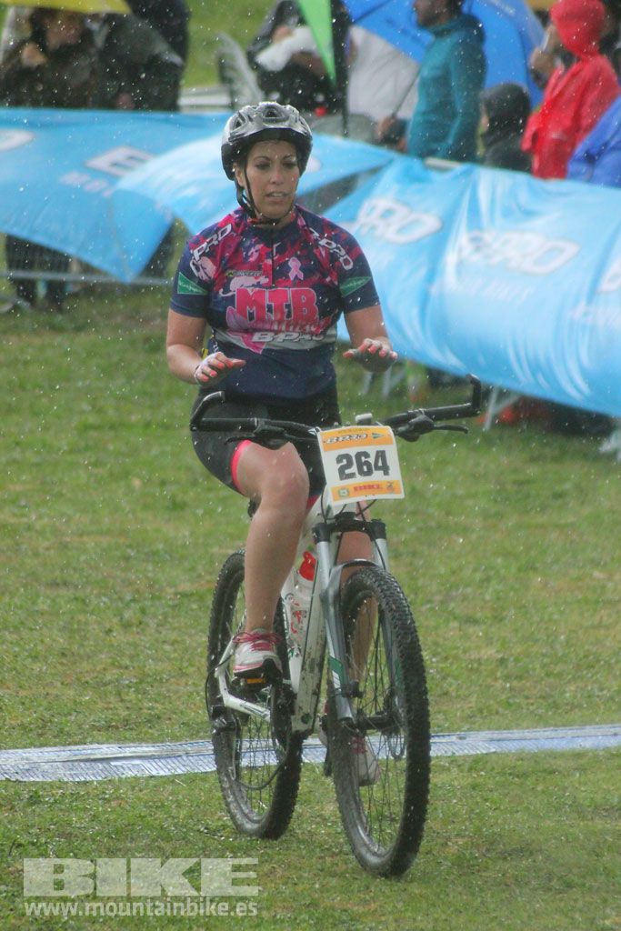 B-Pro MTB de la Mujer 2016, llegada