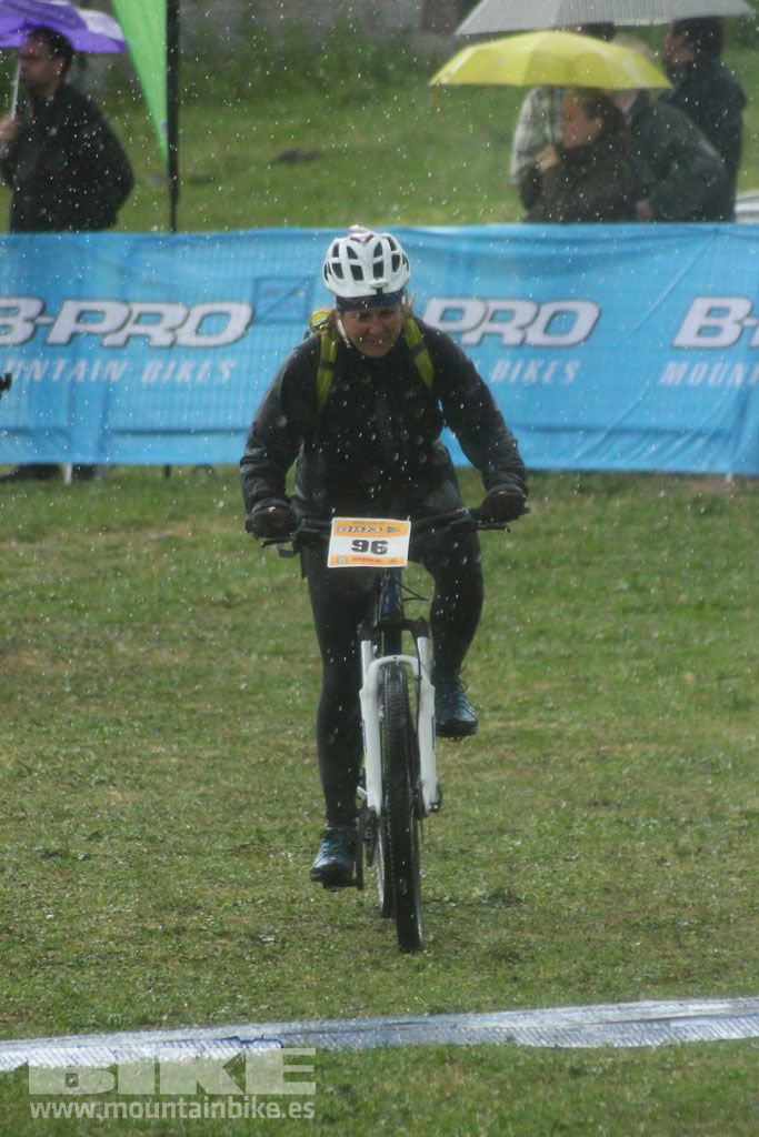 B-Pro MTB de la Mujer 2016, llegada