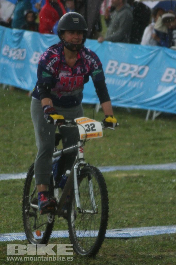 B-Pro MTB de la Mujer 2016, llegada
