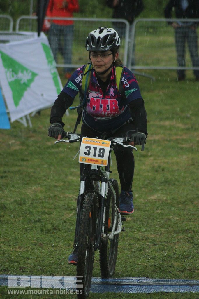 B-Pro MTB de la Mujer 2016, llegada