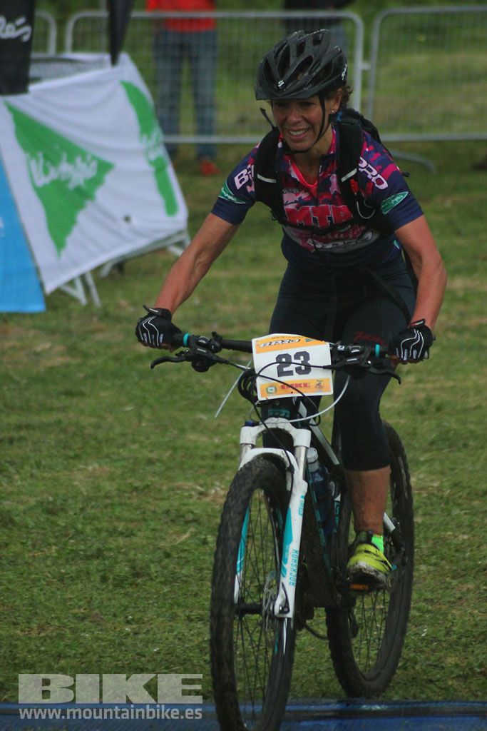 B-Pro MTB de la Mujer 2016, llegada