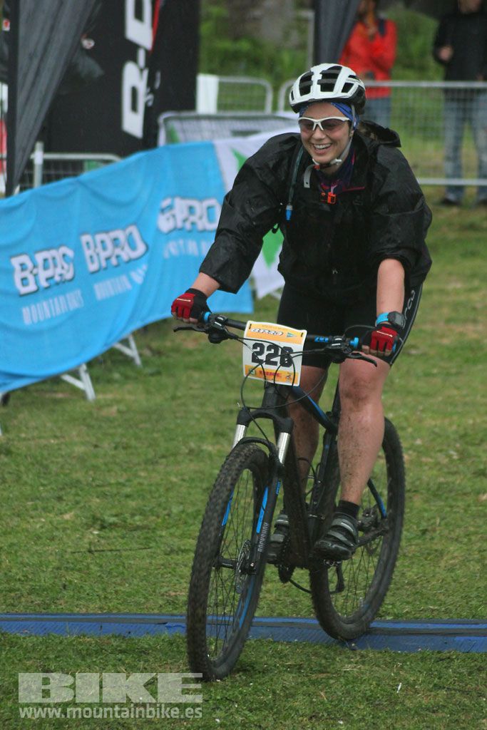 B-Pro MTB de la Mujer 2016, llegada