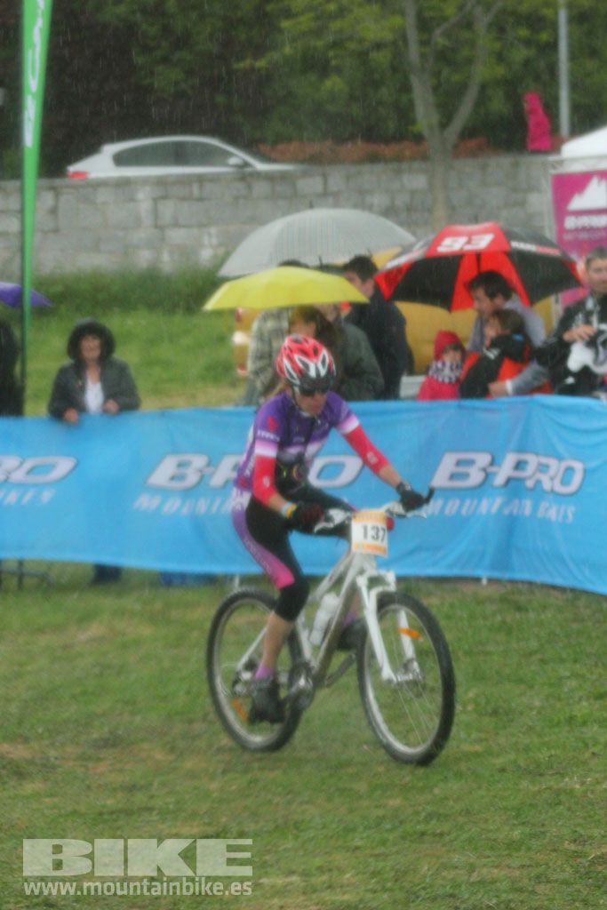 B-Pro MTB de la Mujer 2016, llegada
