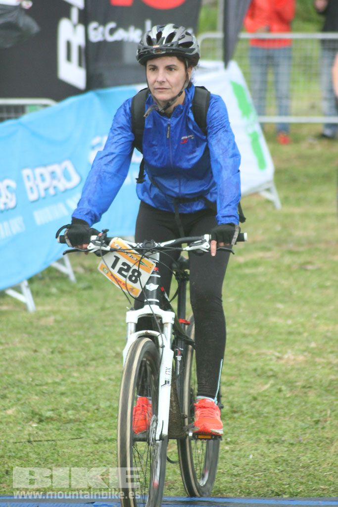 B-Pro MTB de la Mujer 2016, llegada