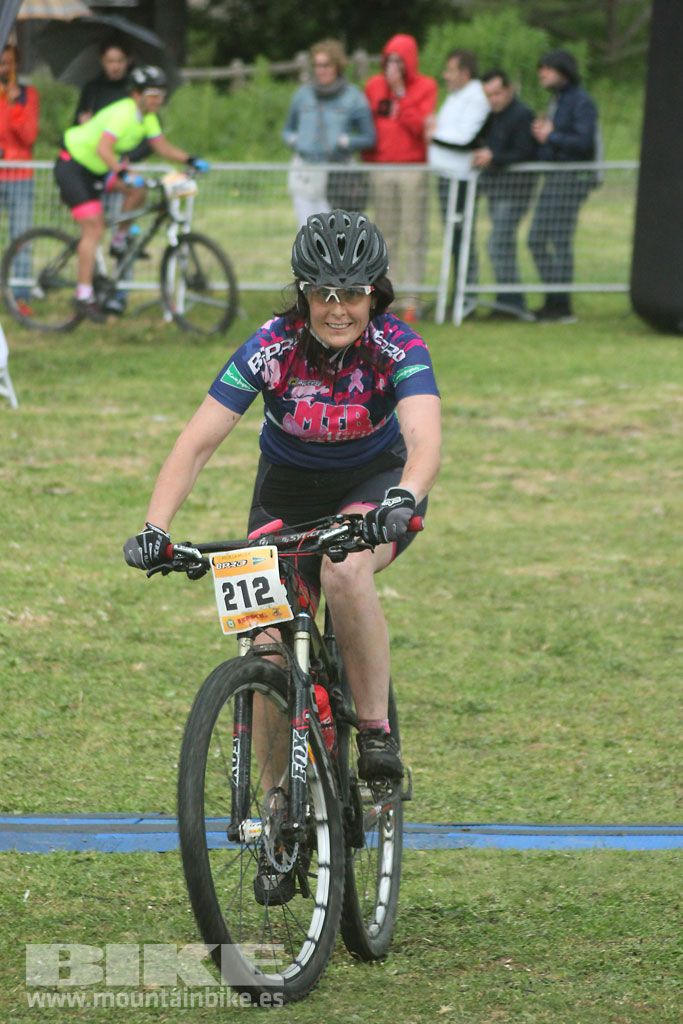 B-Pro MTB de la Mujer 2016, llegada