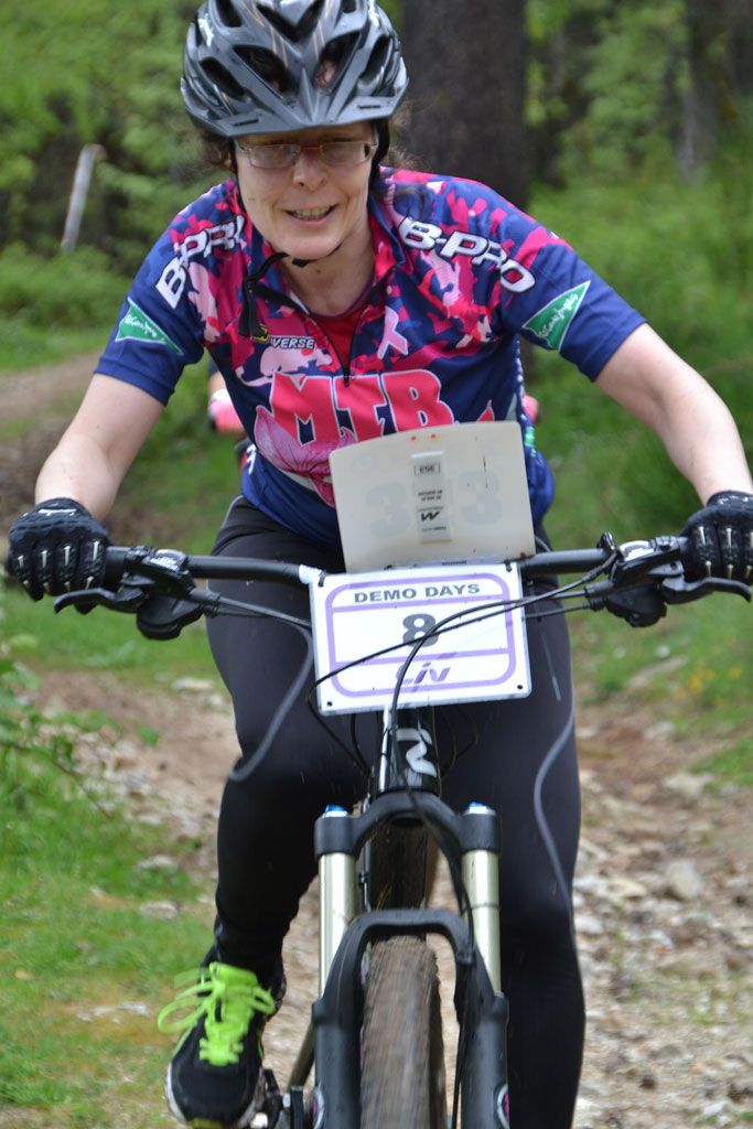 B-Pro MTB de la Mujer 2016 galería 1