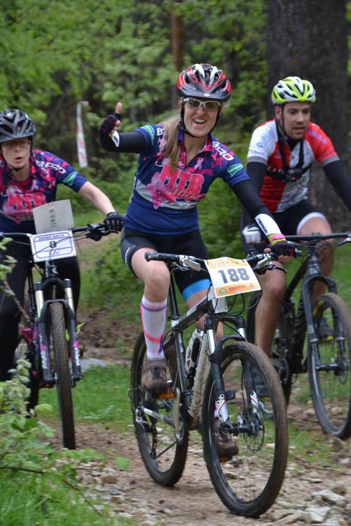 B-Pro MTB de la Mujer 2016 galería 1