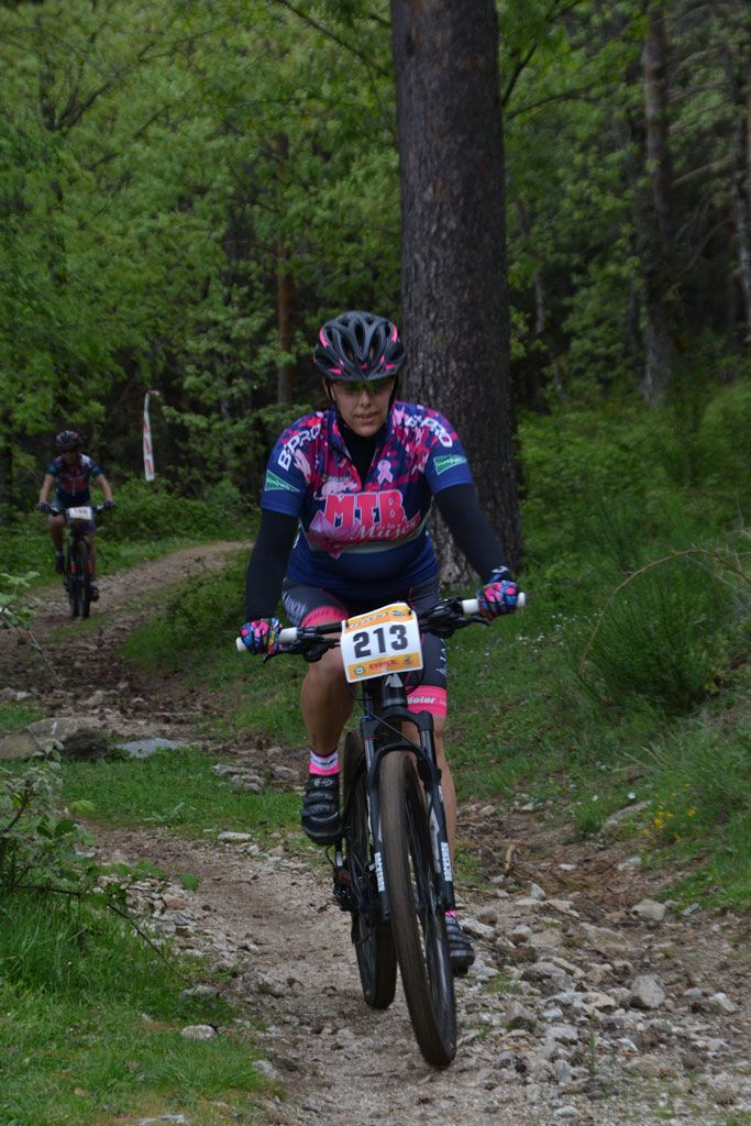B-Pro MTB de la Mujer 2016 galería 1