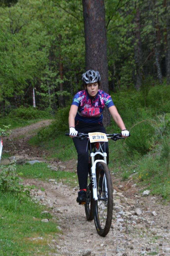 B-Pro MTB de la Mujer 2016 galería 1