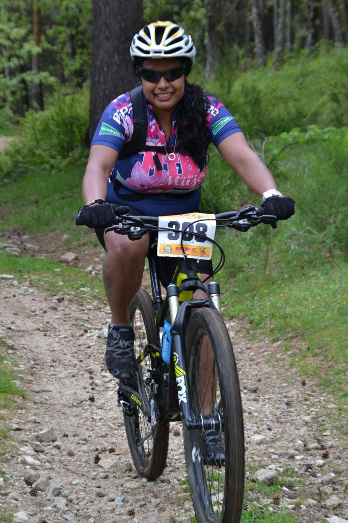 B-Pro MTB de la Mujer 2016 galería 1