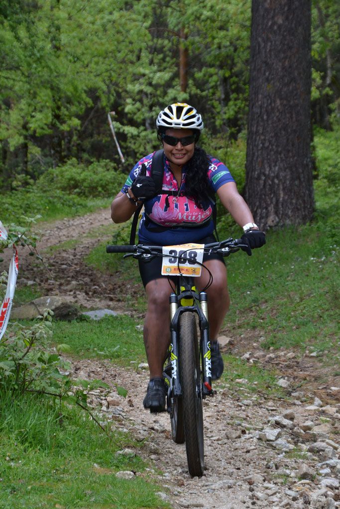 B-Pro MTB de la Mujer 2016 galería 1