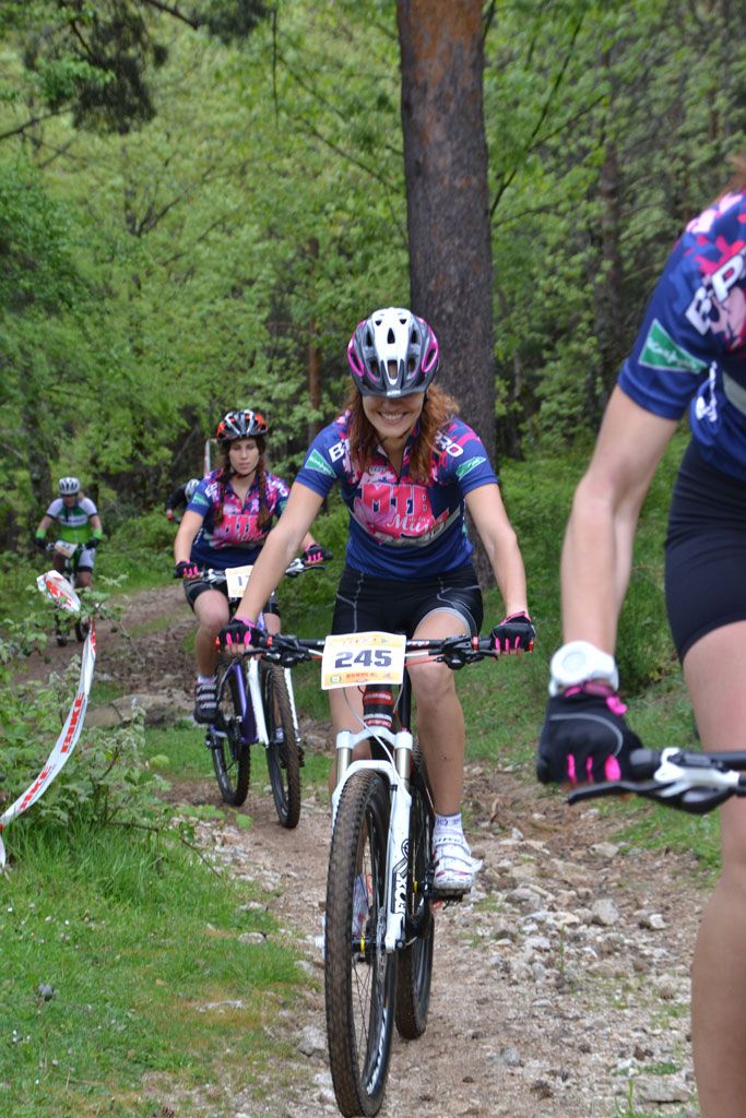 B-Pro MTB de la Mujer 2016 galería 1
