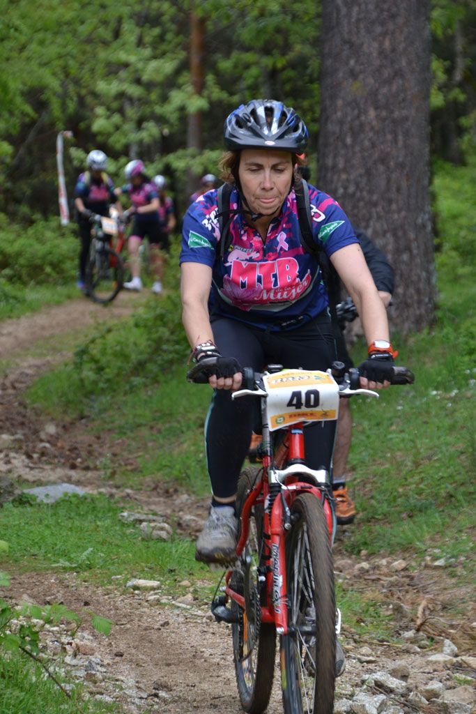 B-Pro MTB de la Mujer 2016 galería 1