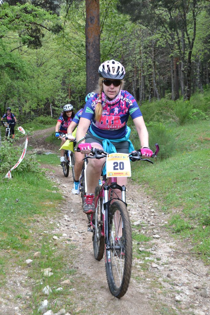 B-Pro MTB de la Mujer 2016 galería 1