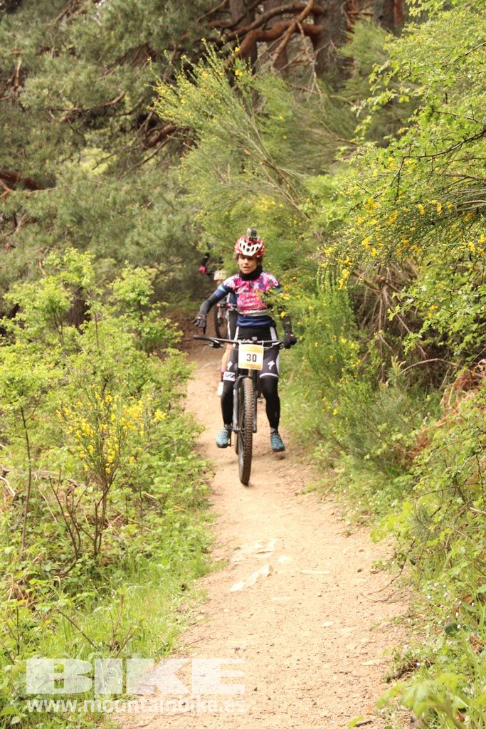B-Pro MTB de la Mujer 2016 galería 2