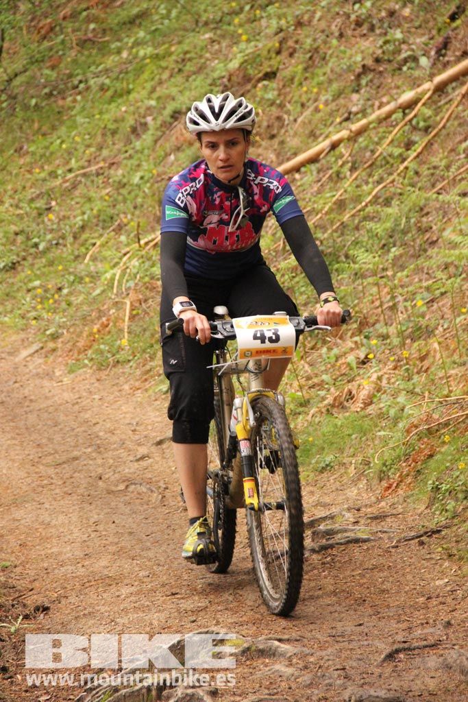 B-Pro MTB de la Mujer 2016 galería 3