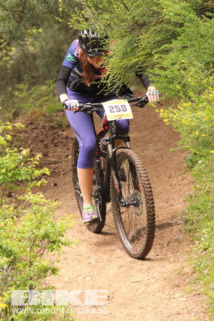 B-Pro MTB de la Mujer 2016 galería 3
