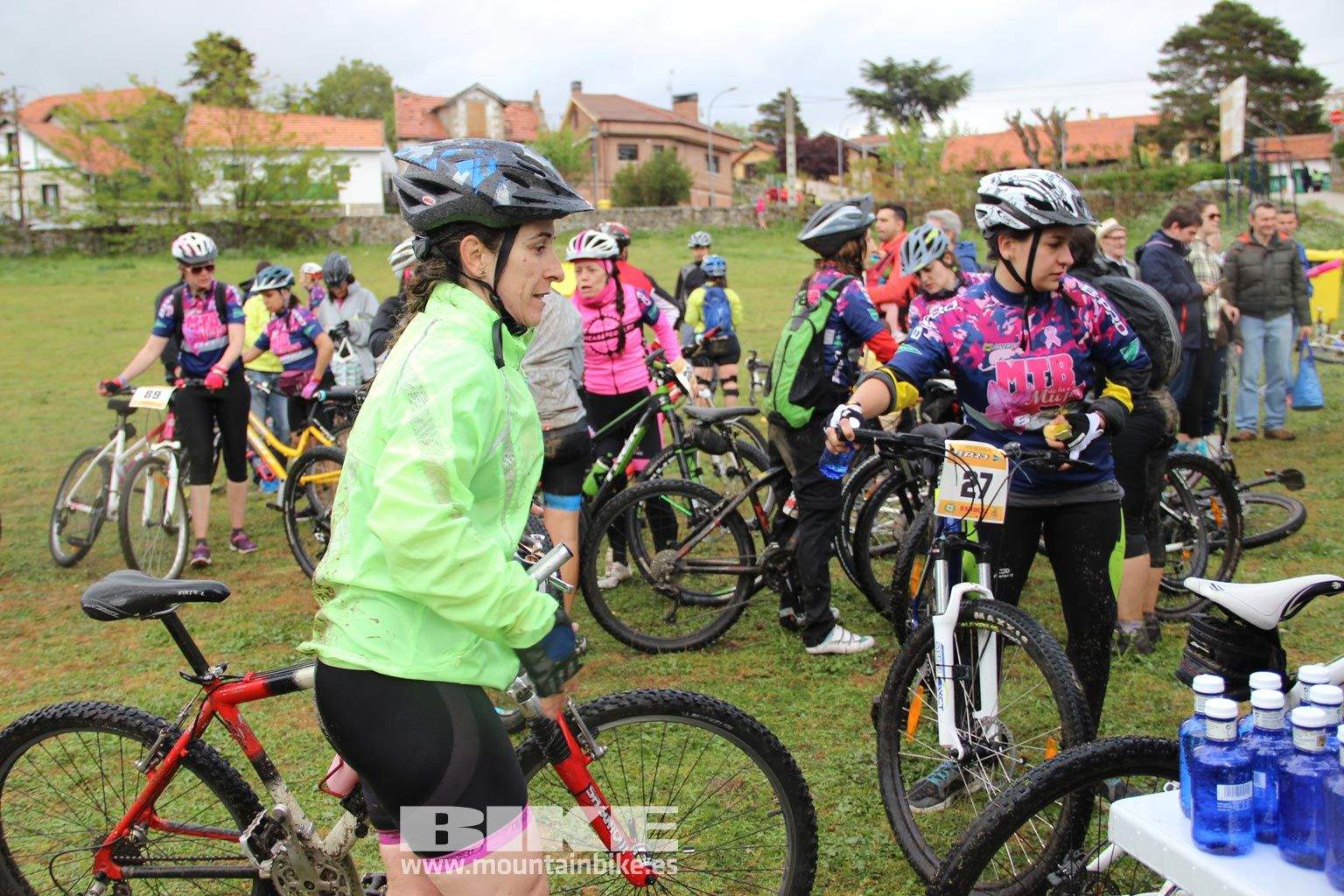B-Pro MTB de la Mujer 2016 galería 4