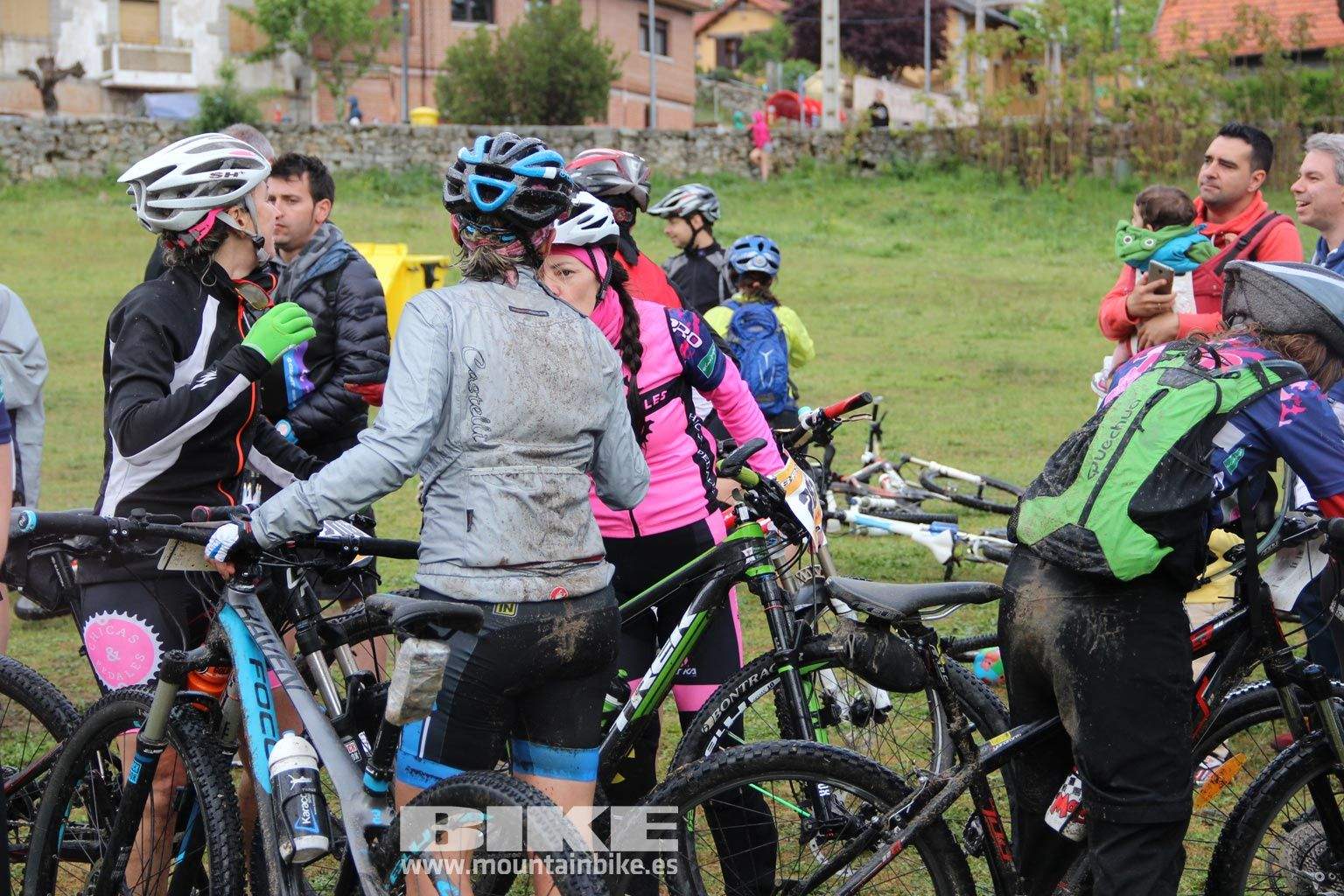 B-Pro MTB de la Mujer 2016 galería 4